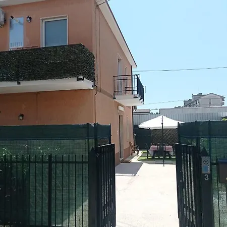 Apartment Luna House