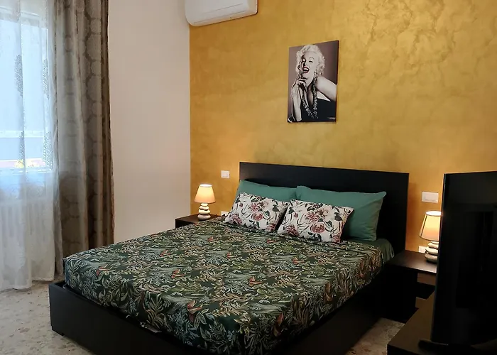 Luna House * Монтесильвано